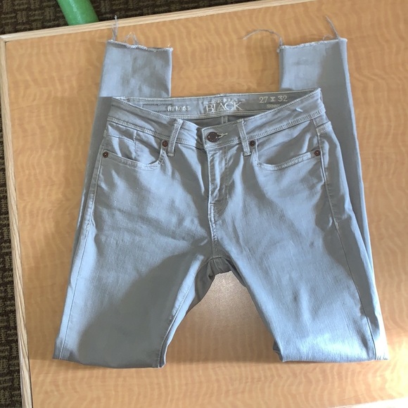 Women’s buckle black jeans, size 27×32 skinny - Picture 2 of 4